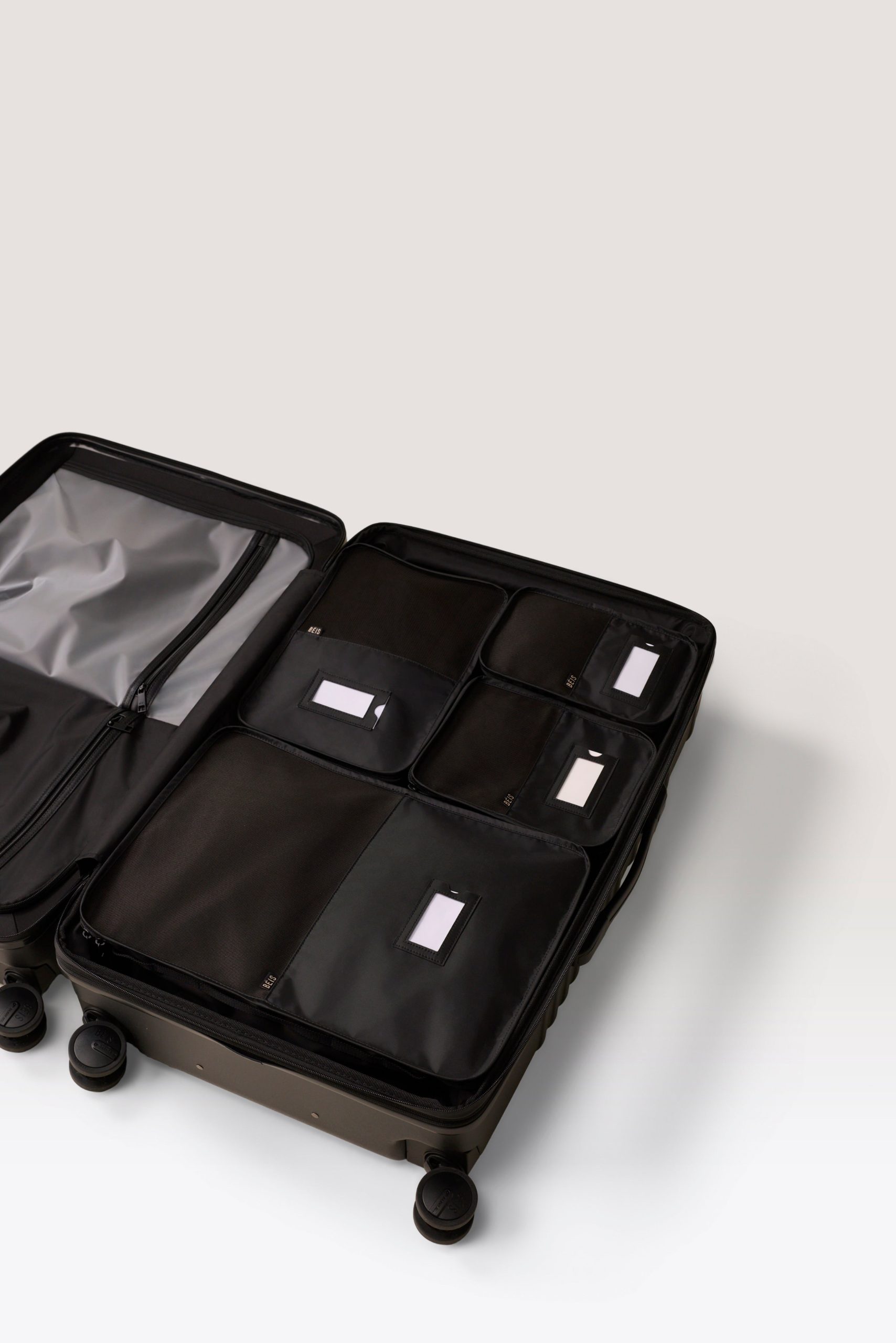 The Packing Cube Extra Large in Black - Image 2